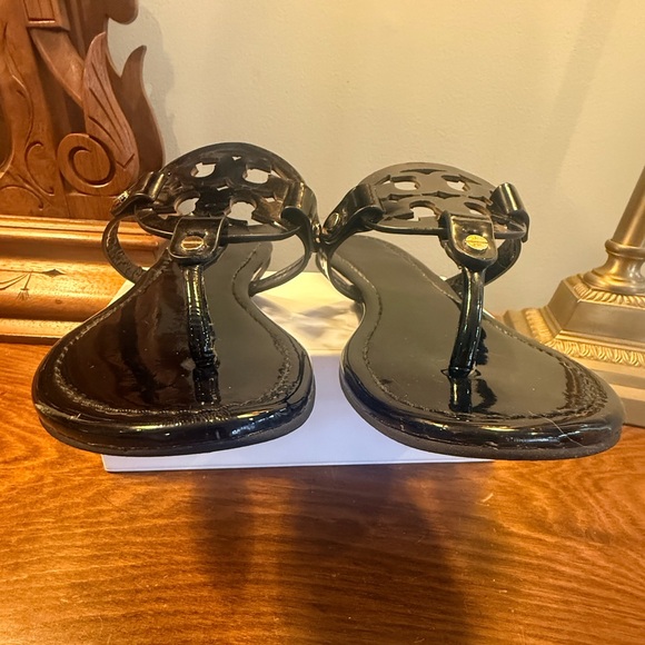 Tory Burch Black Miller Patent Leather Women's Sandals size 9 - Picture 6 of 12